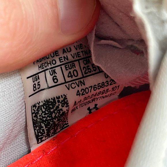 Under Armour Velociti Wind Flow Grey Athletic Running Shoes Womens Size 8.5 - Picture 7 of 7